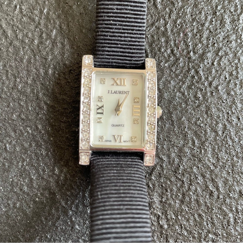 Vintage Ladies J. Laurent Watch With Crystals